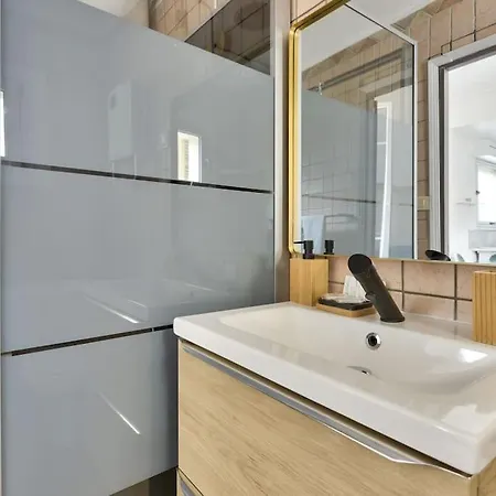 Superbe Vieux 1 Min A Pied De La Apartman