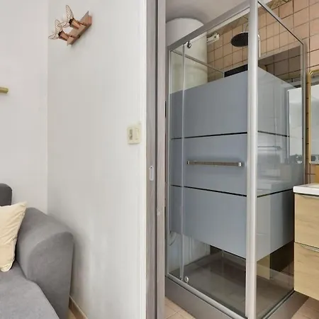 Superbe Vieux 1 Min A Pied De La Apartmán